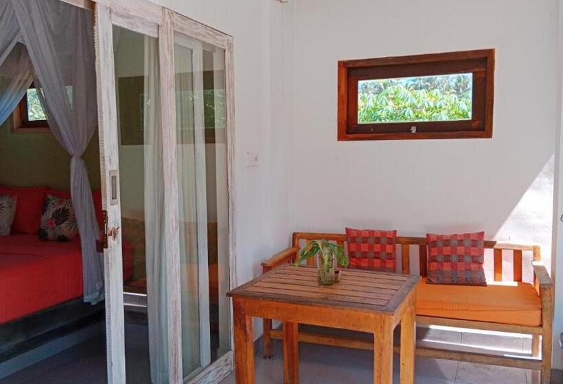 Black Sand Hostel Amed