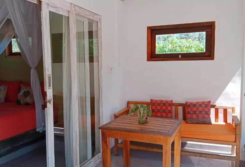 Black Sand Hostel Amed