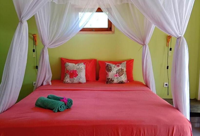 Black Sand Hostel Amed