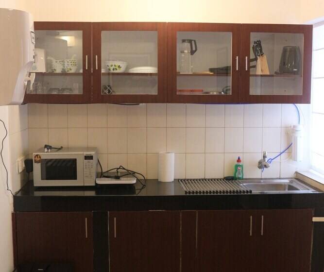 Jungle Hut Annabelle S Beach Apartments At Bernard Simao,calangute,goa