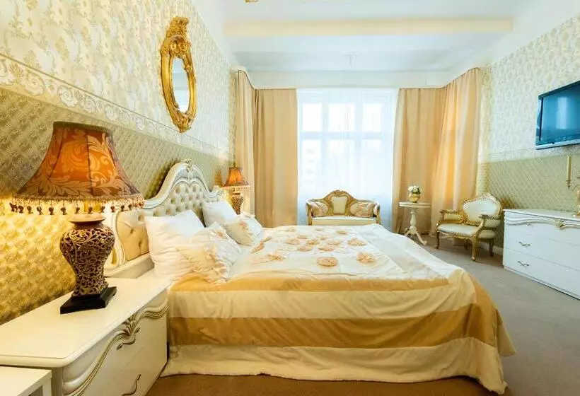 تختخواب و صبحانه Pension Dahlem