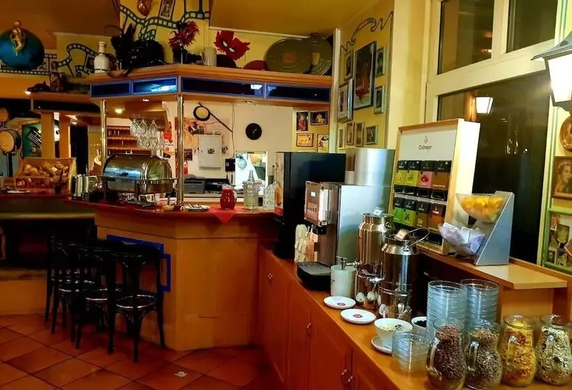 Filmhotel Lili Marleen