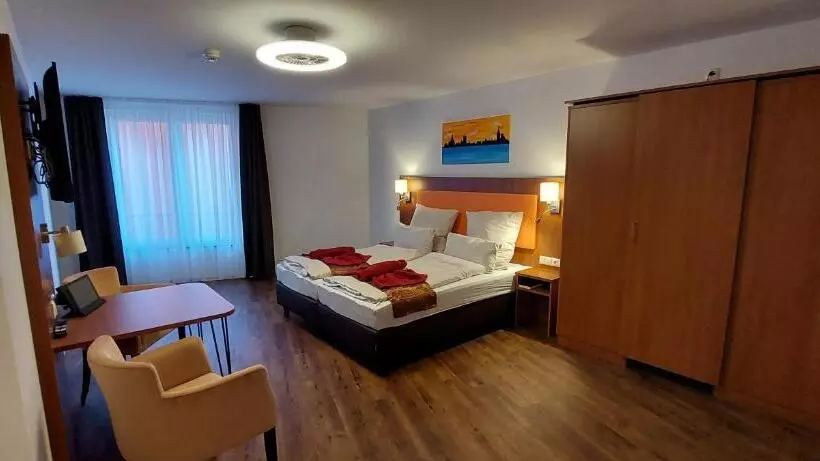 هتل Amber Altstadt