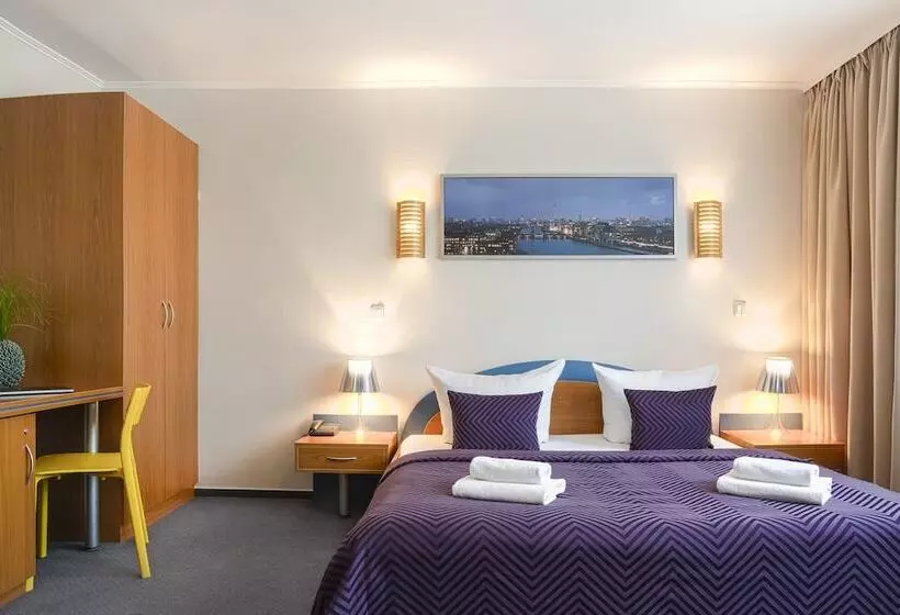 هتل Ambiente Berlin City