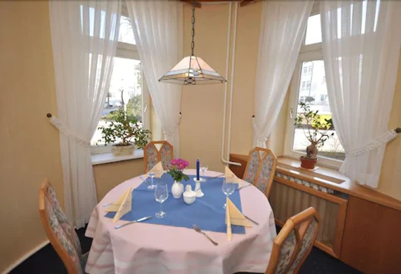 בית מלון כפרי Binzer Hof