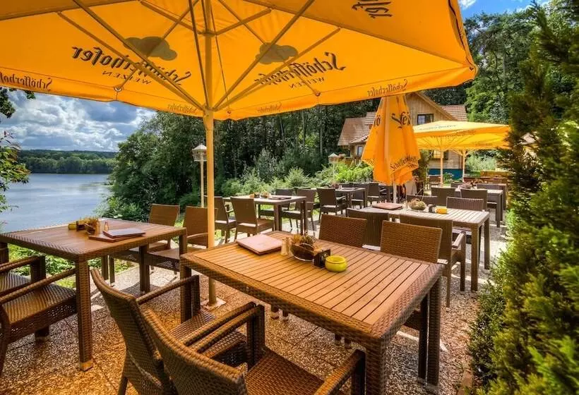 Отель Haus Am See