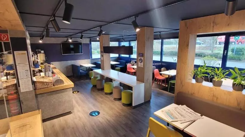 Отель Ibis Budget Hamburg Quickborn