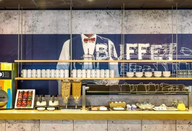 Отель Ibis Budget Hamburg Quickborn