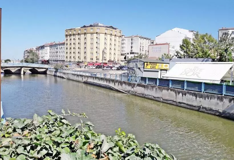 בית מלון כפרי Silivri Park