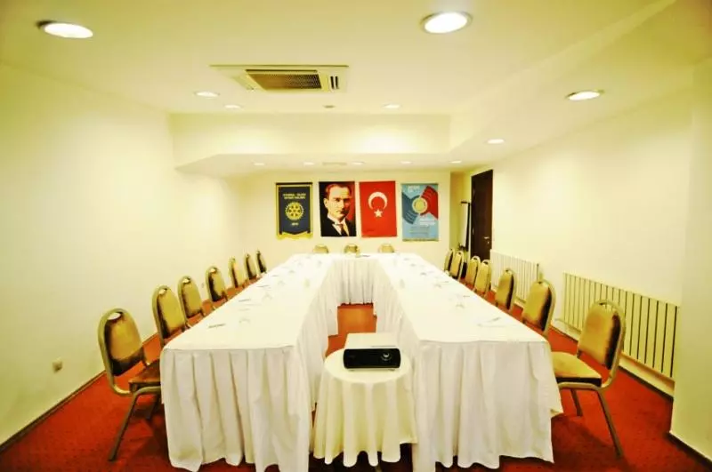 בית מלון כפרי Silivri Park