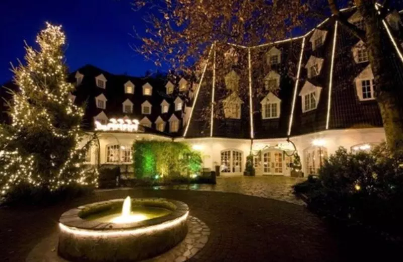 Отель Waldhaus Reinbek