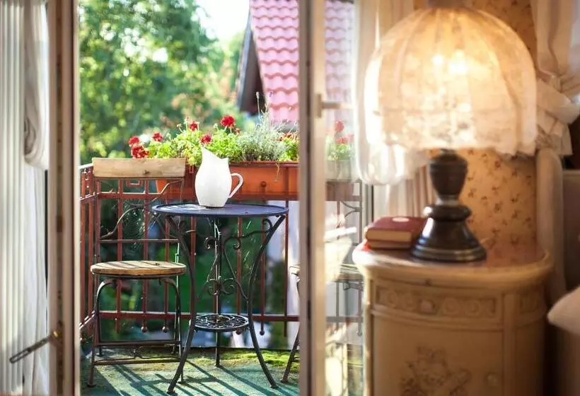 Отель Weißt Du Noch   Gästehäuser & Suiten