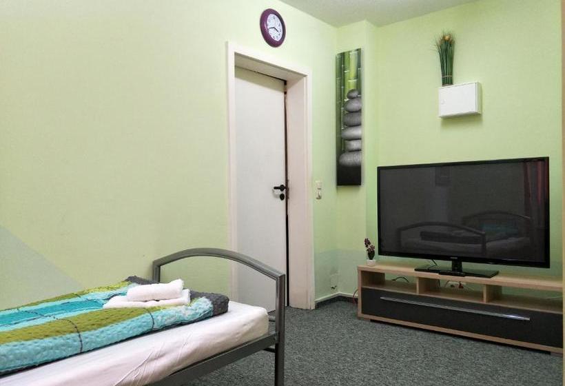 호텔 Zum Grünen Tor