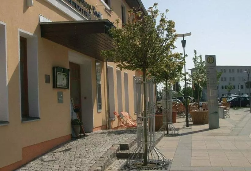 ペンション Gasthof Strausberg Nord