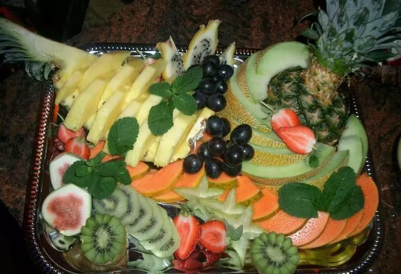 ペンション Gasthof Strausberg Nord