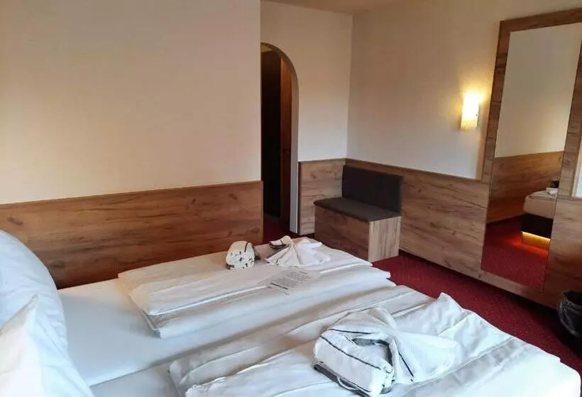 پانسیون Haus Krone