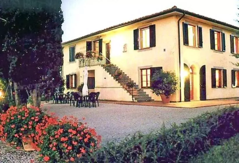 ホテル Agriturismo San Francesco Amalia And Anna