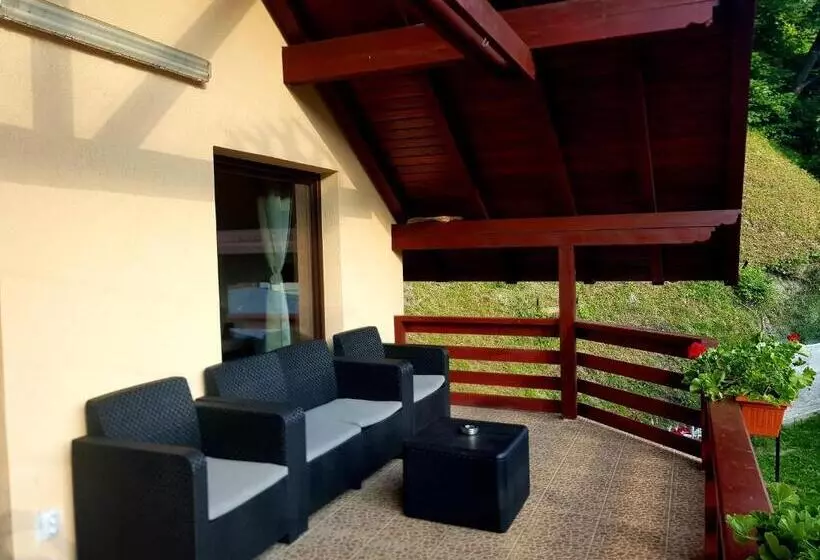 Cazare La Munte Comarnic