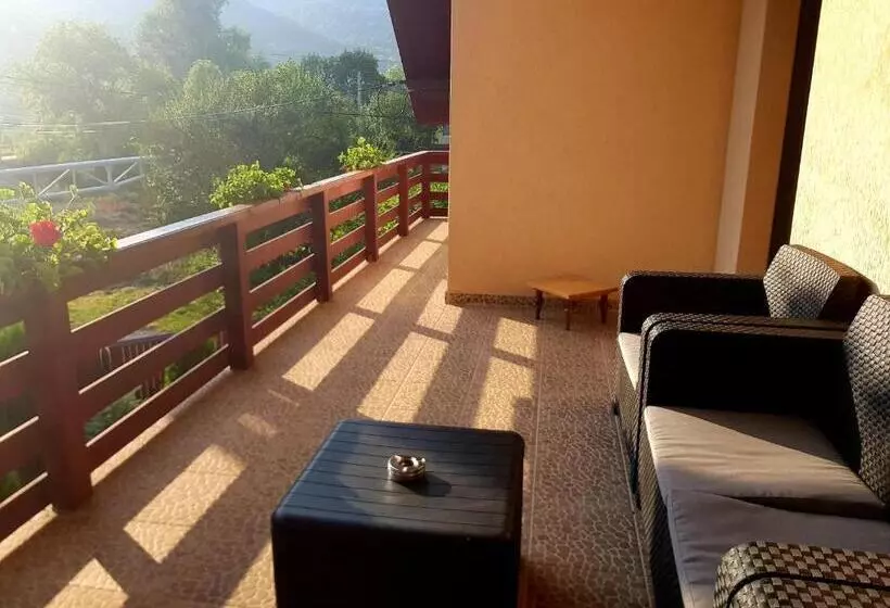 Cazare La Munte Comarnic