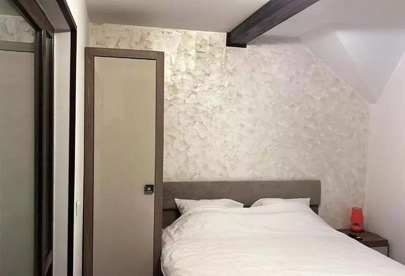 Cazare La Munte Comarnic