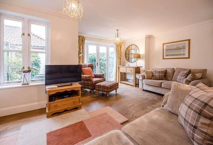 Scott S Cottage, Reydon