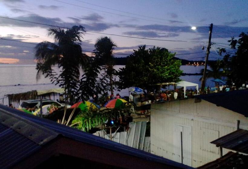 پانسیون Somewhere Special Guesthouse