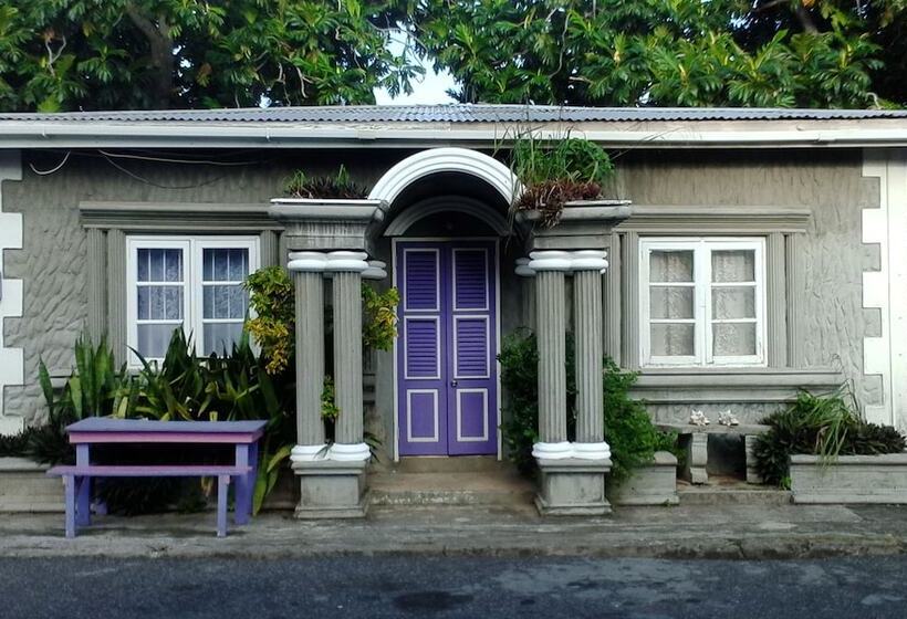 پانسیون Somewhere Special Guesthouse