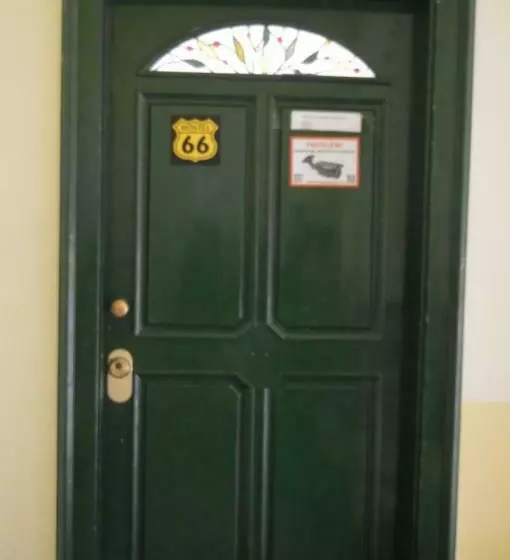 Hostel 66