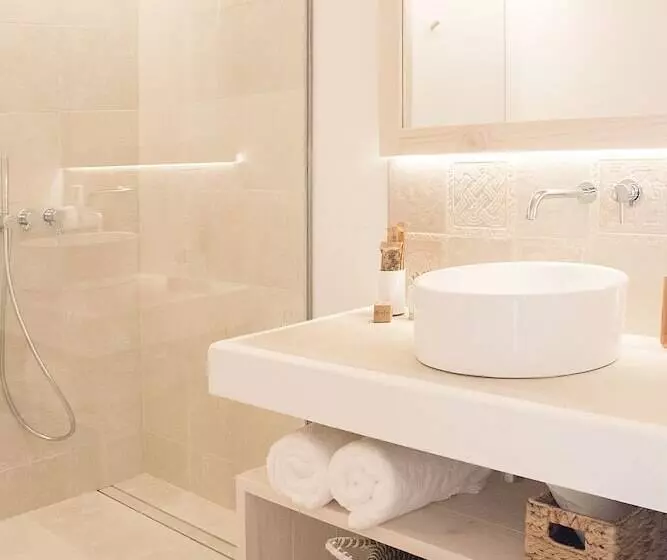 120 Hotel Boutique   Adults Only