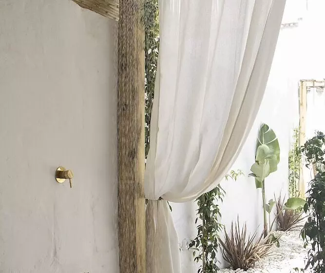 120 Hotel Boutique   Adults Only