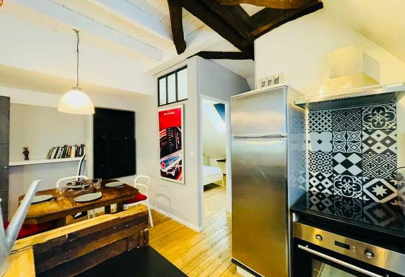 Apartment T3 Standing Center Station And Shops