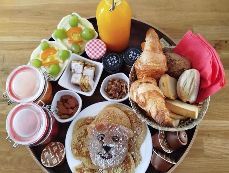 ベッドアンドブレックファースト Le Manoir Chambre D Hôte De Charme Avec Jacuzzi Privatif