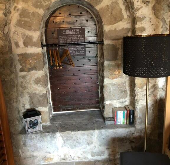 ベッドアンドブレックファースト Le Manoir Chambre D Hôte De Charme Avec Jacuzzi Privatif