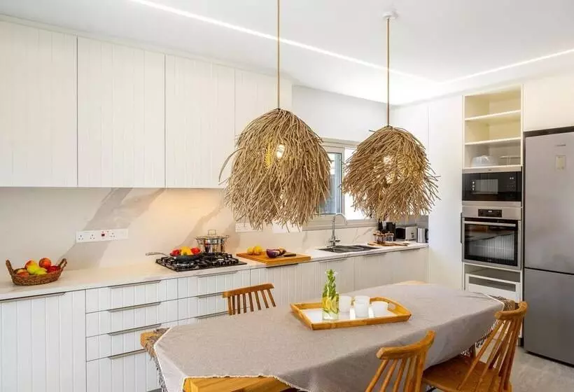Protaras Rose By The Sea Villa