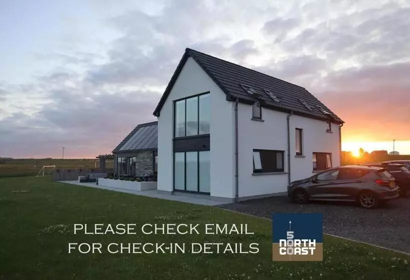 Aamiaismajoitus (B&B) Flotnar Hús   Ensuite Rooms