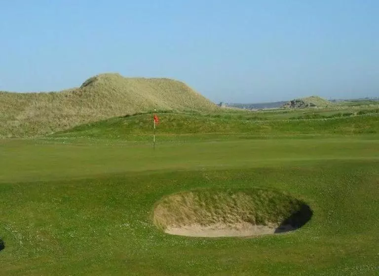 Aamiaismajoitus (B&B) Flotnar Hús   Ensuite Rooms