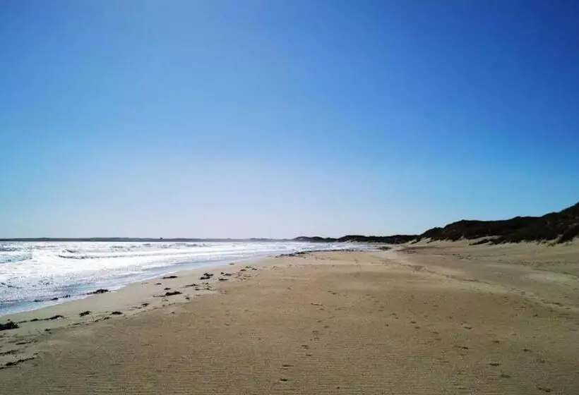 Aamiaismajoitus (B&B) Flotnar Hús   Ensuite Rooms