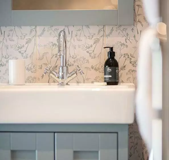 ホテル The White Lion Cowbridge