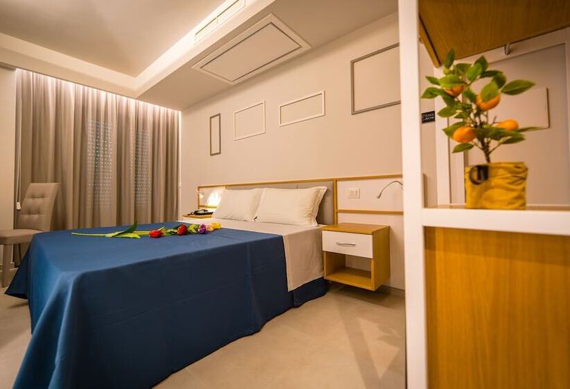 פנסיון Eliseo Palace Tropea