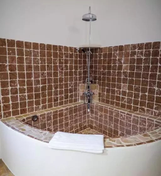 Majatalo L Insoupçonnée Saint Rémy De Provence