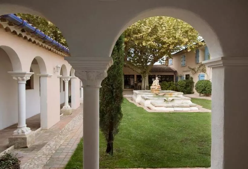 Majatalo L Insoupçonnée Saint Rémy De Provence