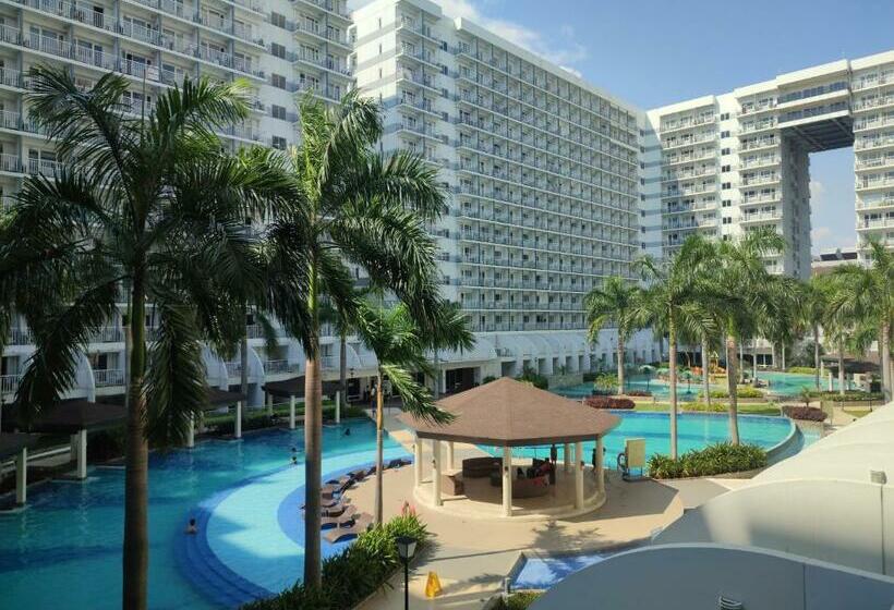 Sea And Shell Residences Moa   Ruffa S Condotel