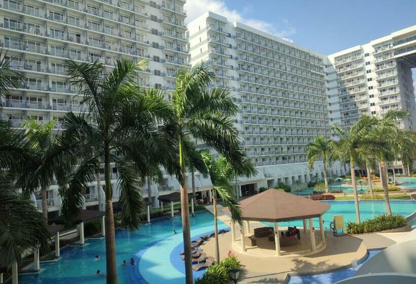 Sea And Shell Residences Moa   Ruffa S Condotel