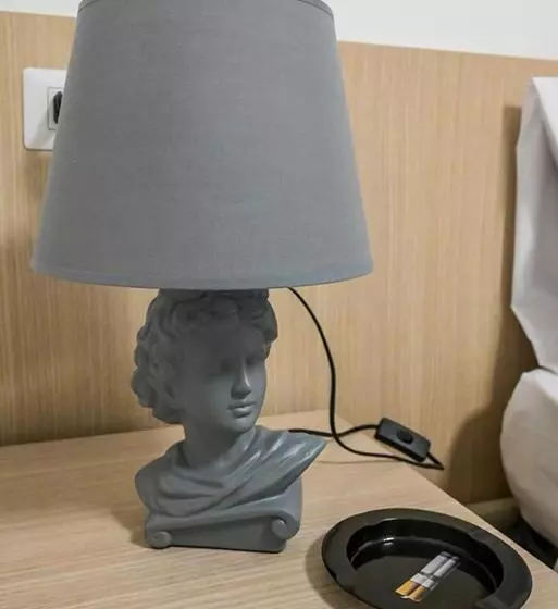 تختخواب و صبحانه Suisse