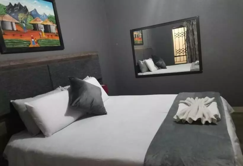 ベッドアンドブレックファースト Kgakgamela Road Lodge