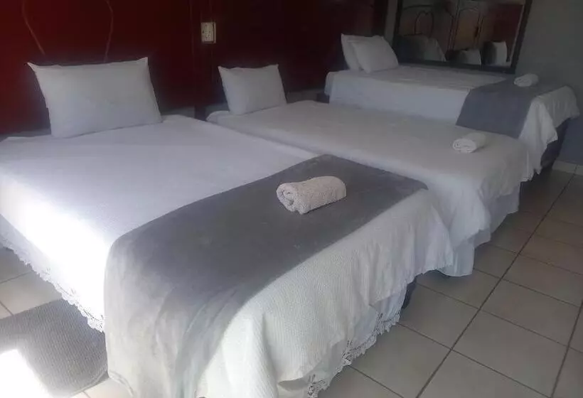 ベッドアンドブレックファースト Kgakgamela Road Lodge