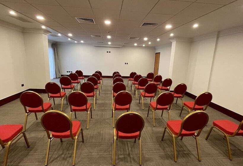 هتل Diego De Almagro Providencia Express