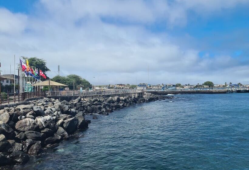 فندق Indigo   Galapagos, An Ihg