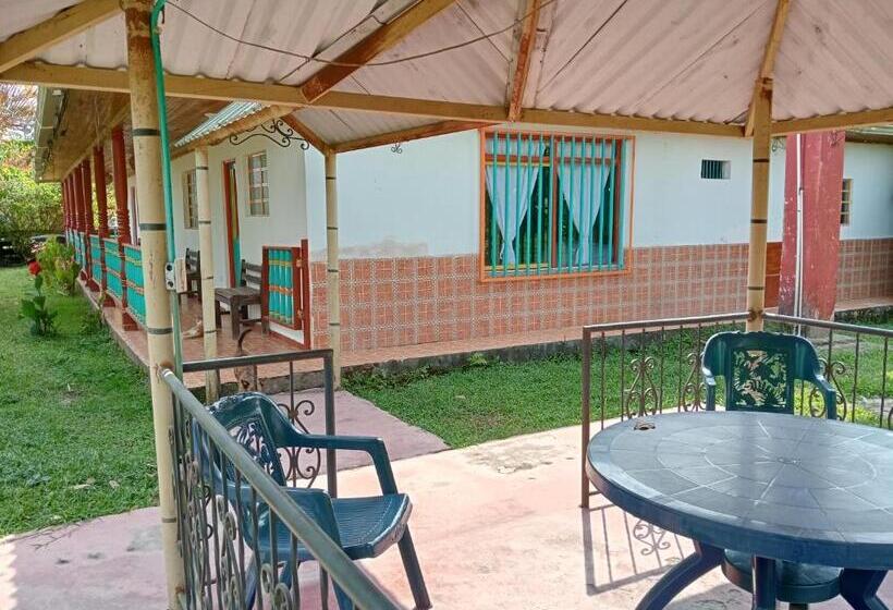 Hotel Rancho Ventura