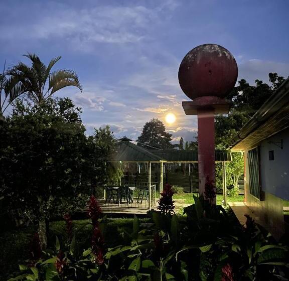 Hotel Rancho Ventura